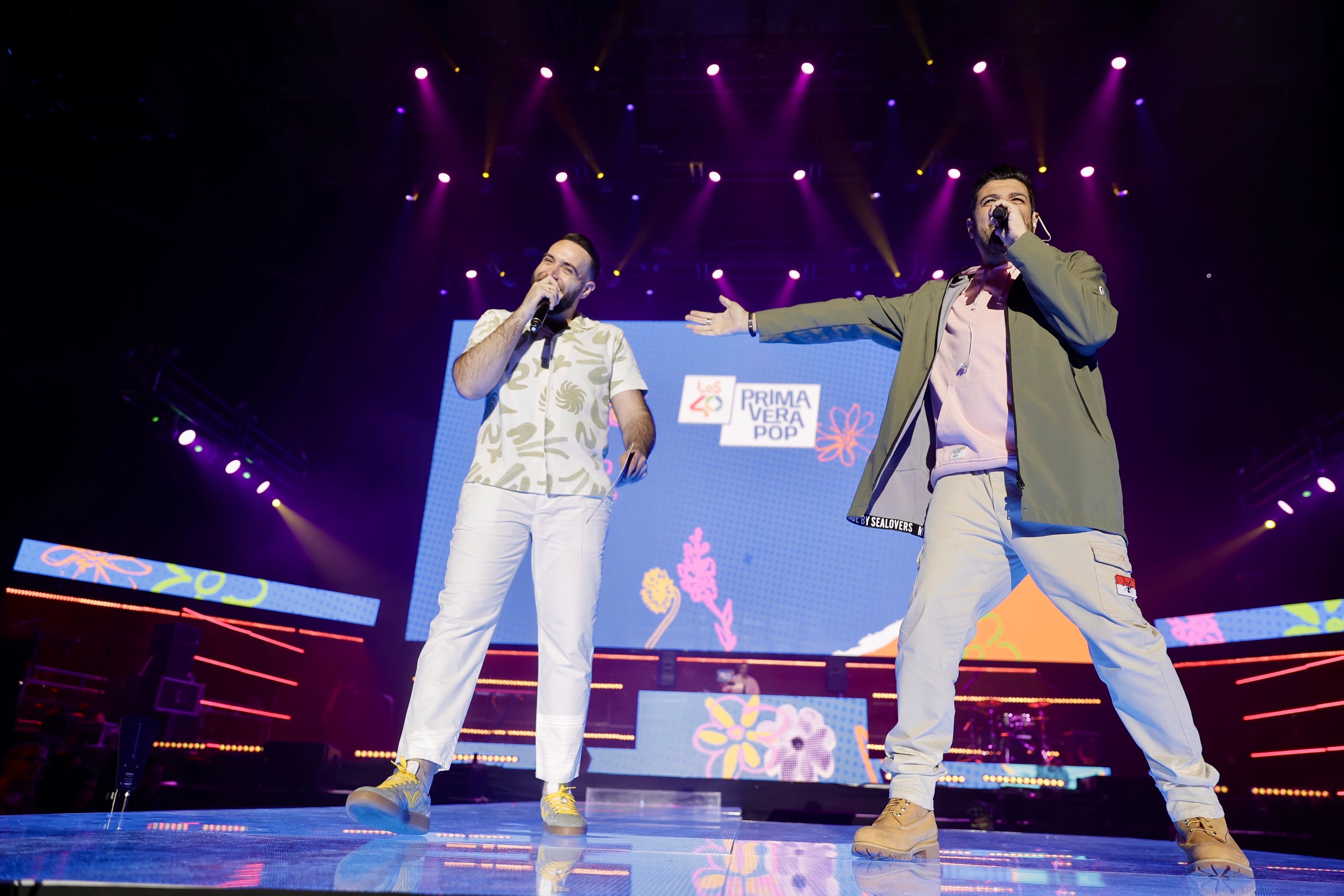 Hace tres semanas que DePol fue nº1 con en Del 40 al 1 con 'Te confieso' y nadie mejor que darle paso que Tony Aguilar y Félix Castillo, nuestros compis de la lista.