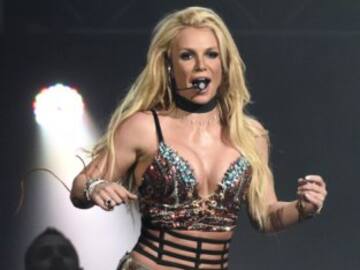Britney Spears sorprende cantando una nueva versión de Baby One More Time