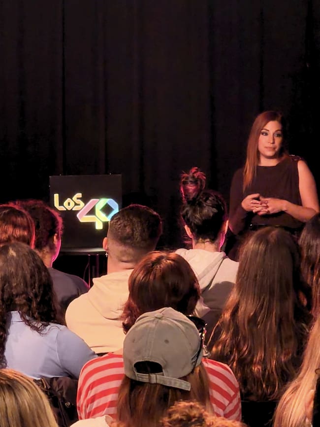 La cantante Leire Martínez, durante su masterclass en la academia Jukebox de Madrid el pasado 17 de diciembre.