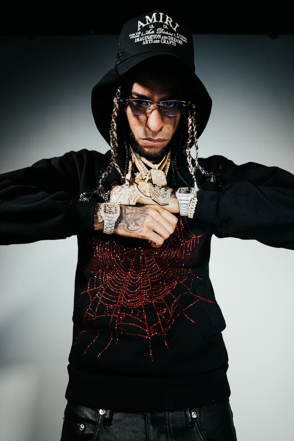 Youngchimi Rapper Height YOVNGCHIMI nos habla de su nuevo disco, su colaboración con Bad Bunny ...