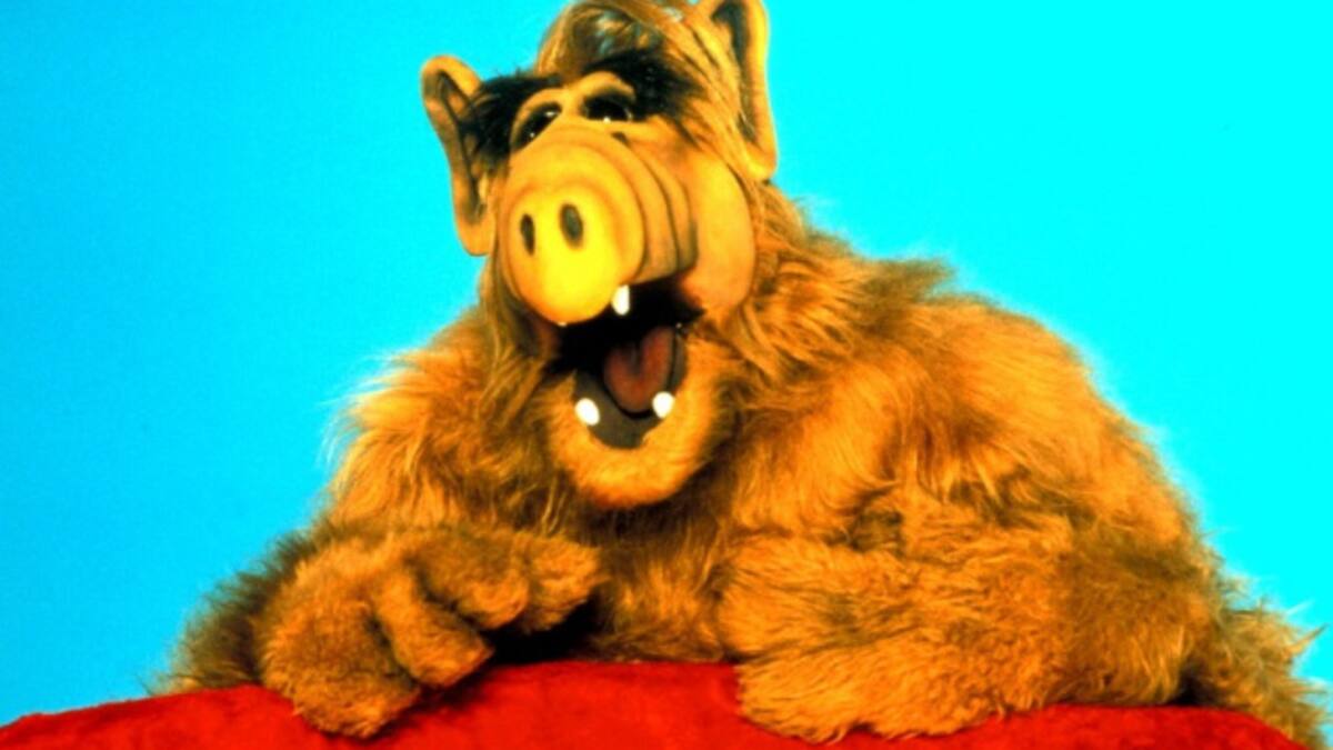 Escondan sus gatos ¡Alf está de regreso!