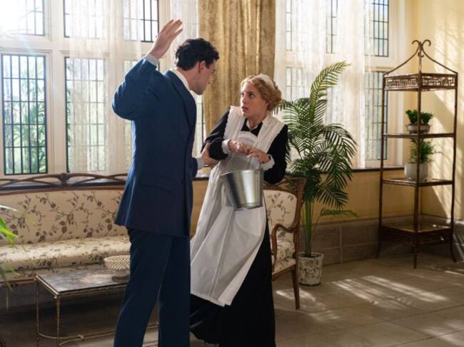 Elenco de 'La Promesa' actuando.