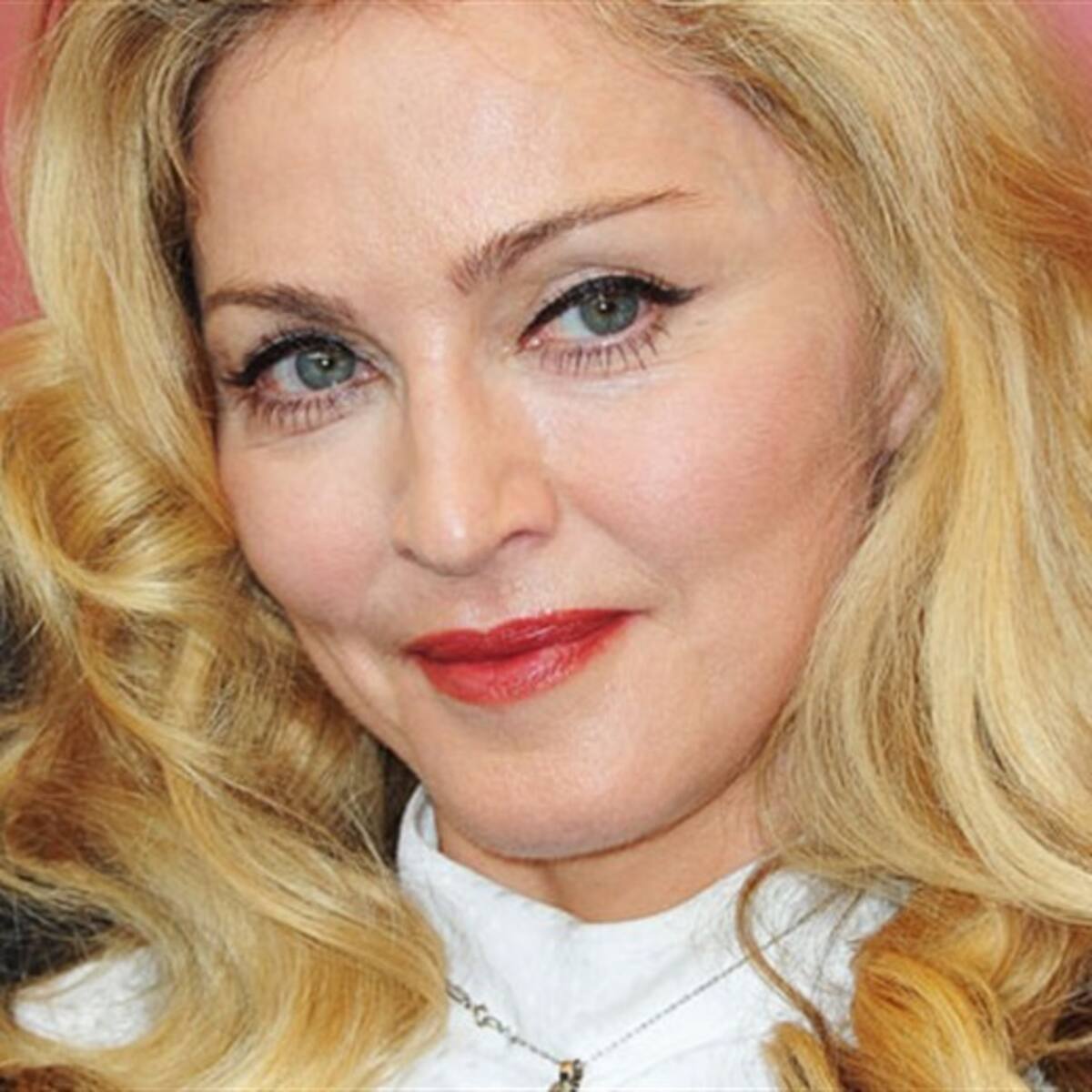 Madonna está muy sola...