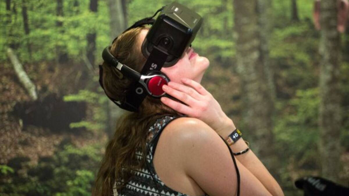 Sí, existen gafas que permiten mover objetos con la mirada e impresoras que hacen comida