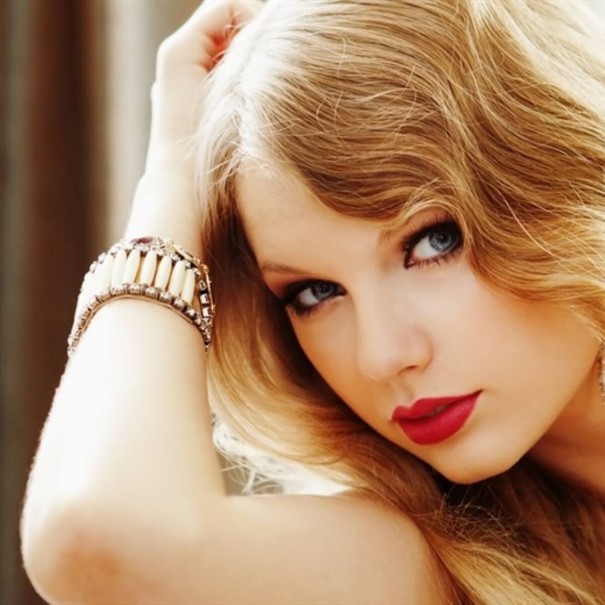 Taylor Swift quiere olvidar a Harry Styles con el actor Bradley Cooper
