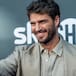 La madre de Maxi Iglesias, indignada con el mensaje de su hijo: “No va a ir tu madre a prepararte a ti las noches de pasión”