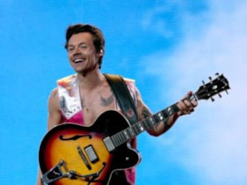 Caos y desmayos: todo lo sucedido en el último concierto de Harry Styles en Bogotá