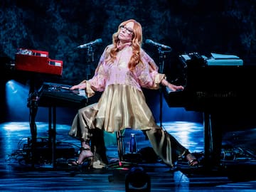 Tori Amos en lo musical, Robin Le Norman en lo deportivo y lo nuevo de Elísabet Benavent, Manuel Marlasca o Defreds