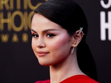 SELENA GOMEZ INVITA A CAMILA CABELLO A SU PODCAST PARA QUE HABLE DE SU SALUD MENTAL