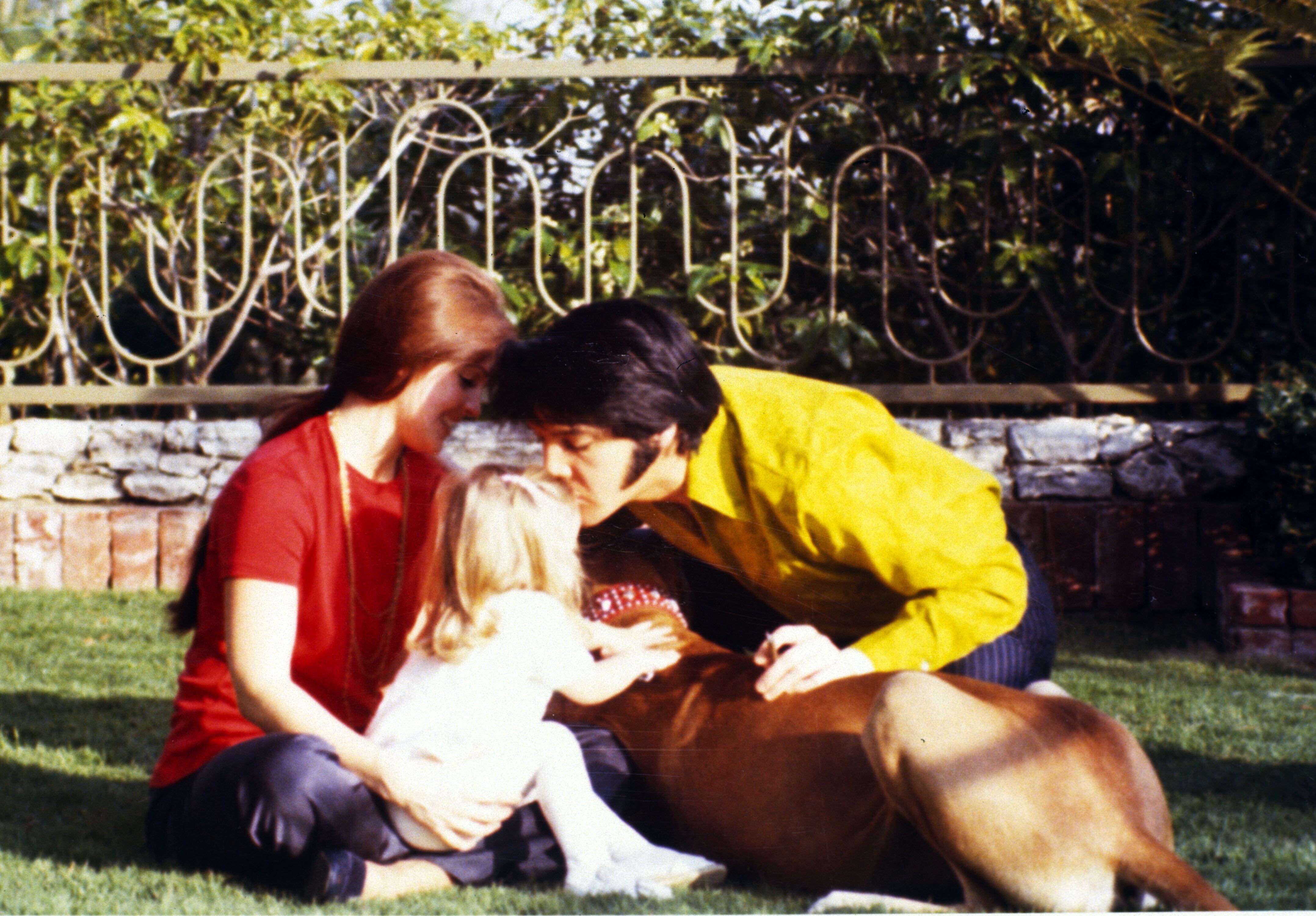 Priscilla, Lisay& Elvis Presley