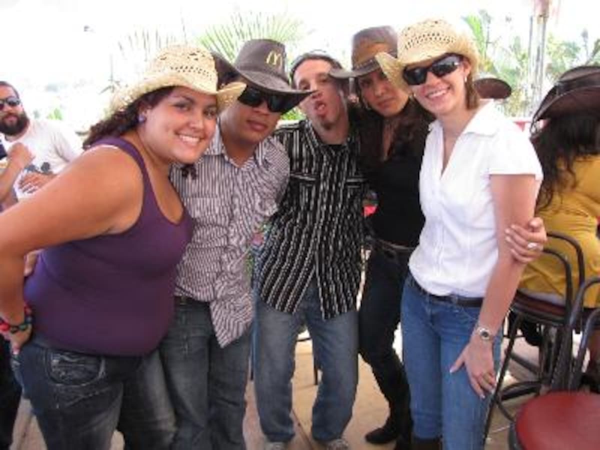 Gaby, Jair, Pelaez, Vicky y Wendy