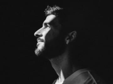 Álvaro Gango nos regala ‘Deshielo’, su primer single oficial con el que “vuelves a la vida”