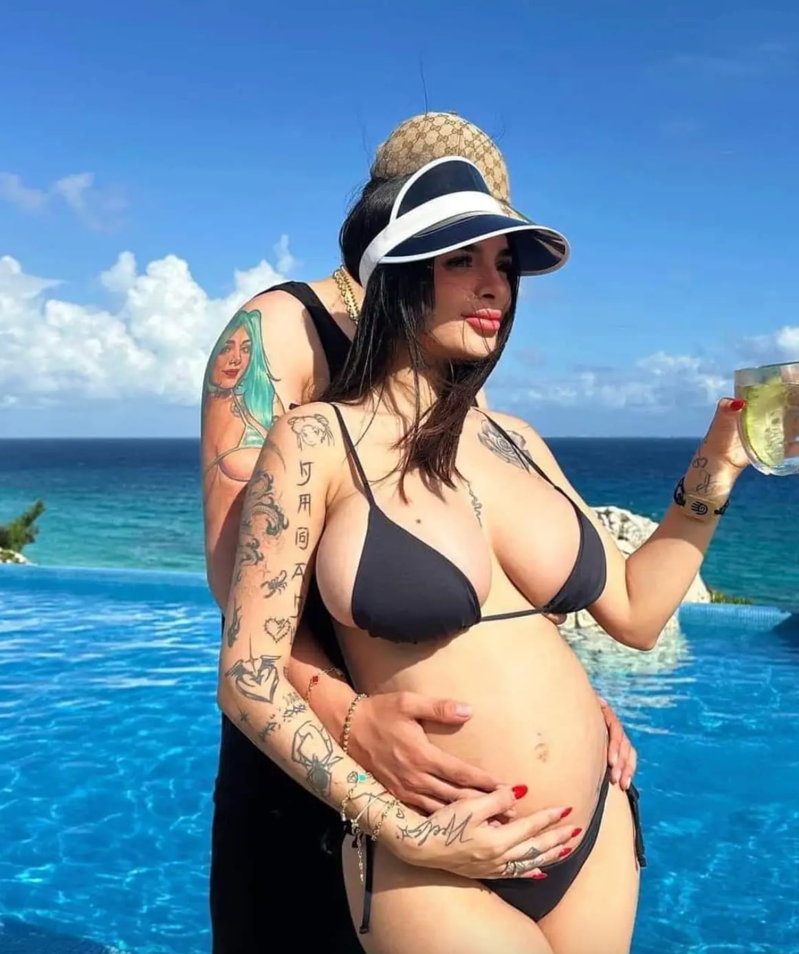 Karely Ruiz compartió una fotografía del hombre que es el padre de su hijo