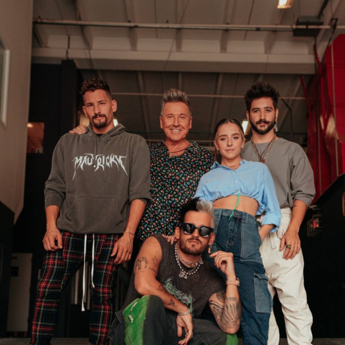 Montaner, Mau y Ricky, Eva luna y Camilo en "Amén"