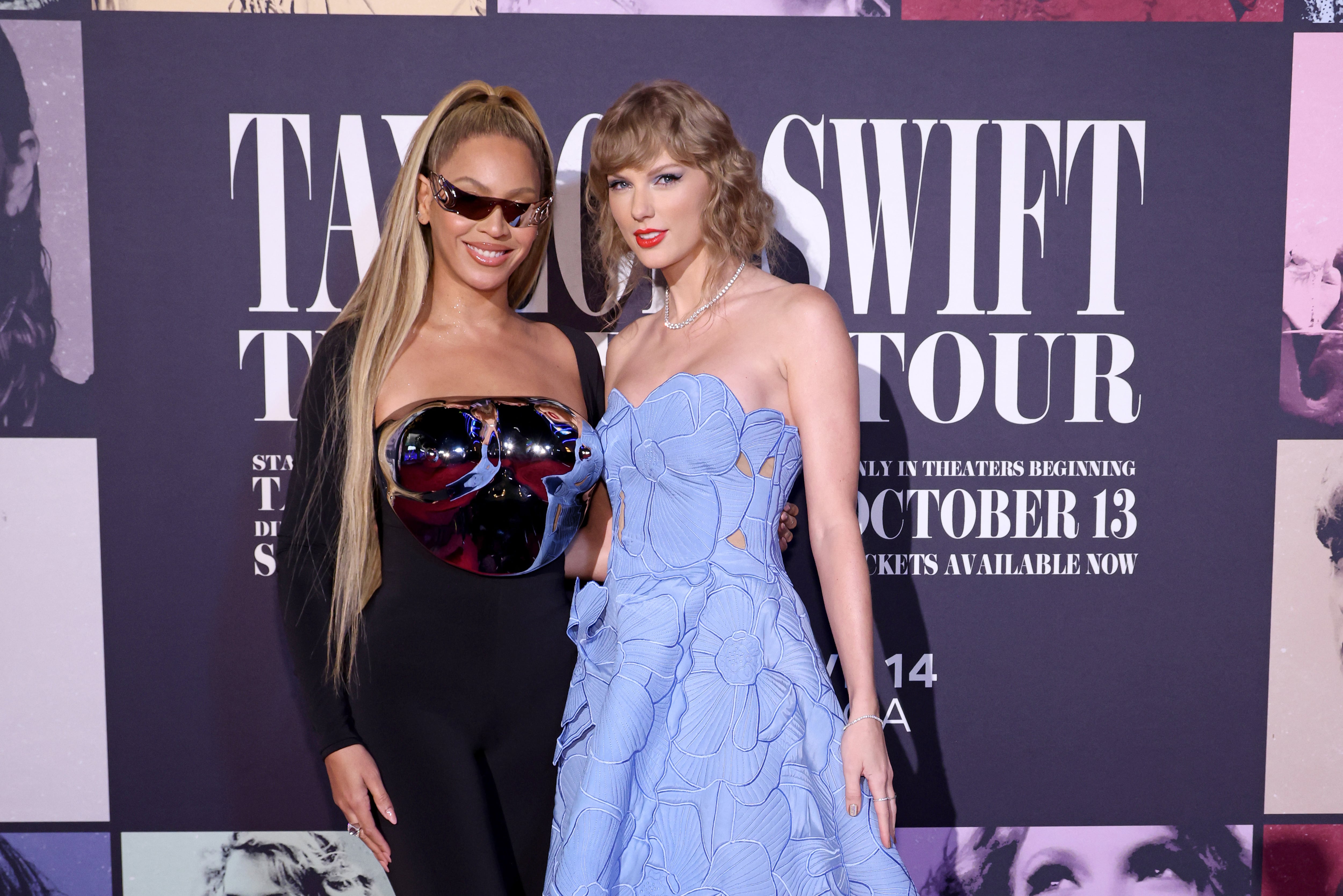 Taylor Swift y Beyoncé en la premiere de The Eras Tour concert film