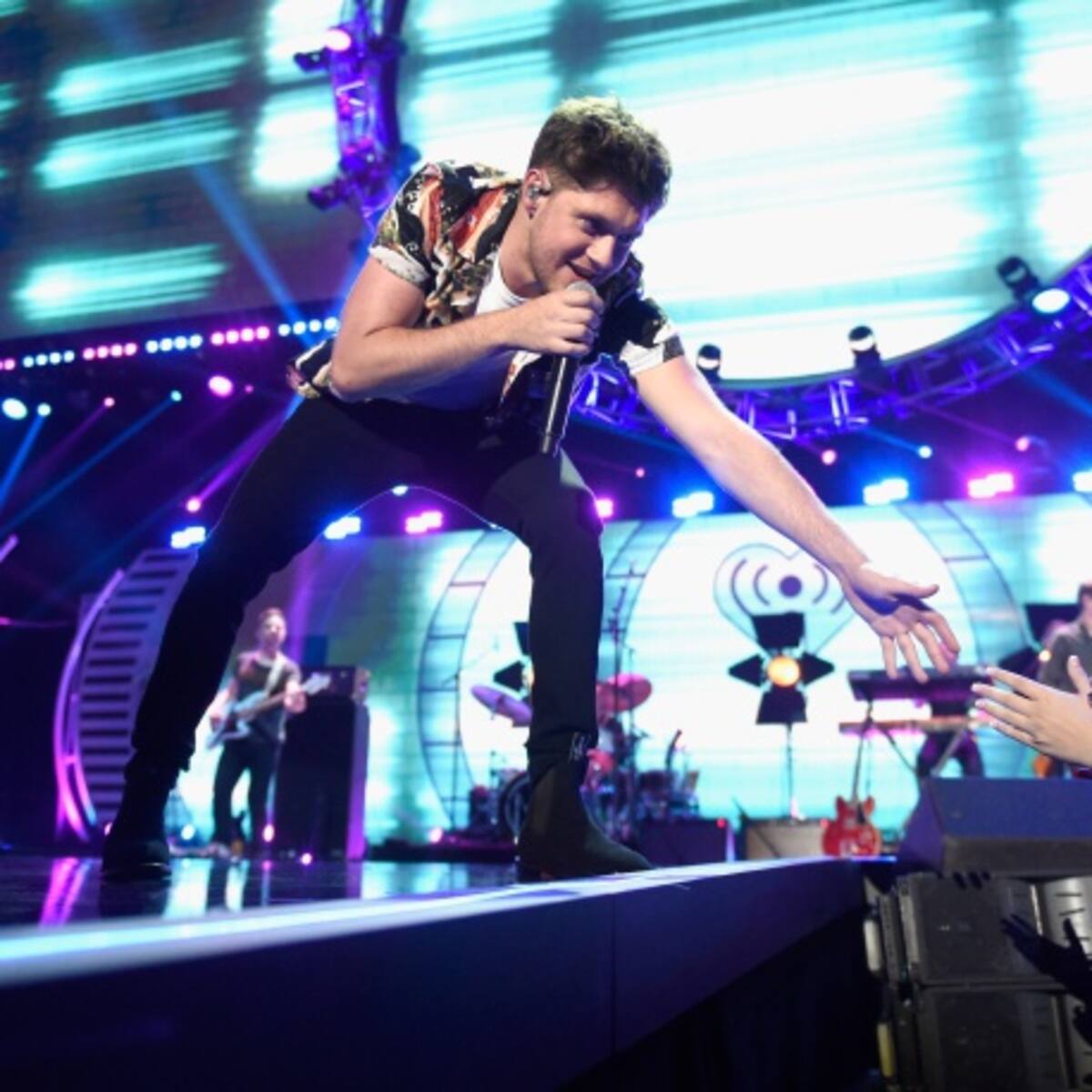 Niall Horan estrena "Too Much To Ask"