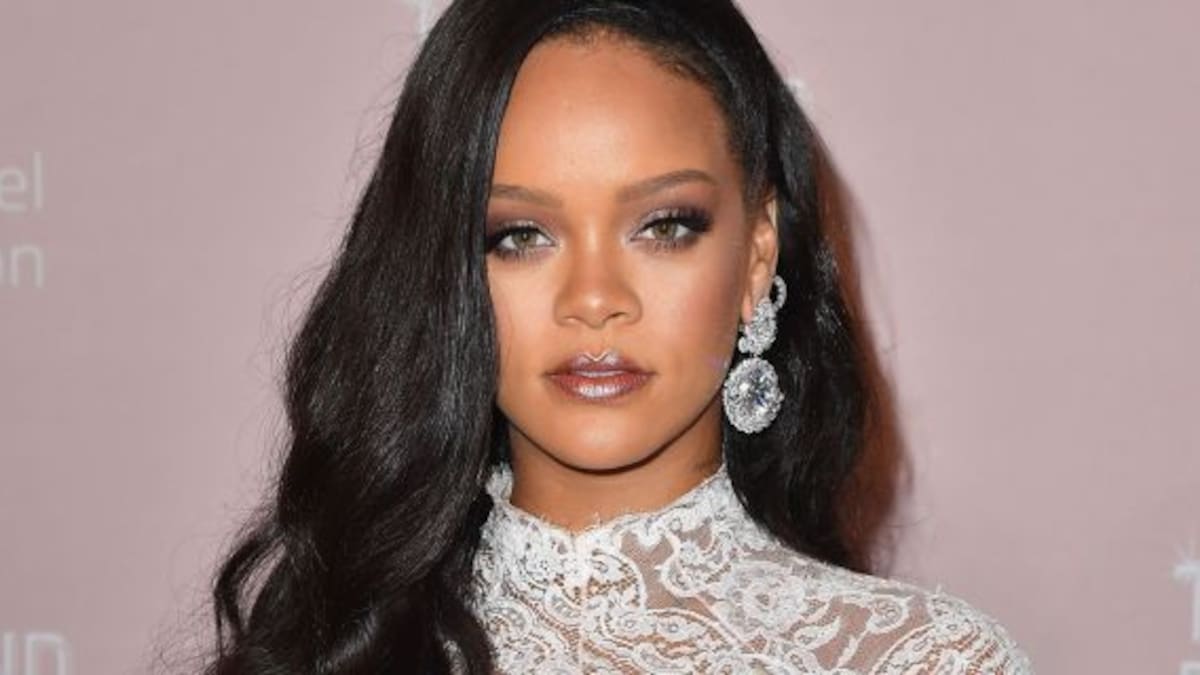 Rihanna revolucionó las redes sociales con la promoción de su ropa interior