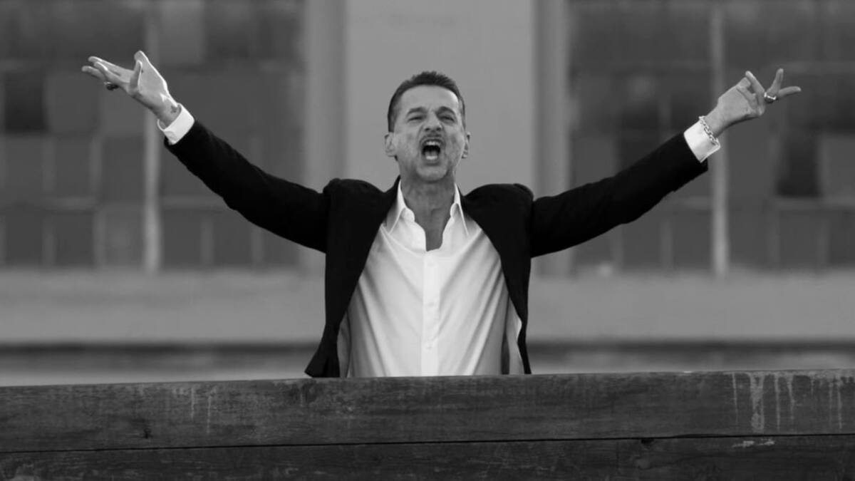 Depeche Mode - Where's the Revolution