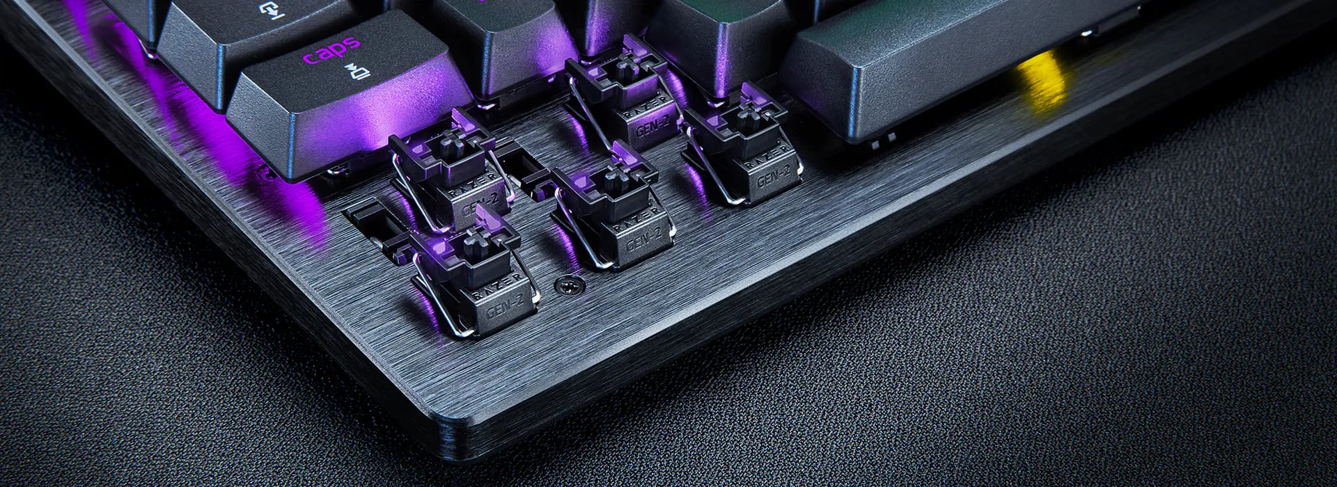 Razer actualiza su teclado estrella para esports: llega el nuevo Huntsman V3 TKL con Hyperpolling de 8KHz