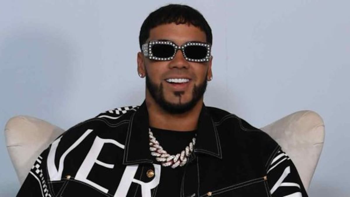 Anuel AA fue corregido por la RAE por esta falta de ortografía