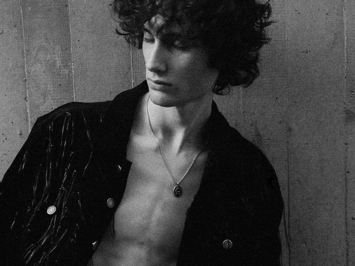 Gana dos entradas para el concierto de sombr en Madrid… ¡y conoce al artista gracias a LOS40!