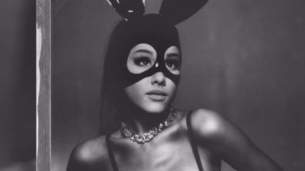 Ariana Grande comparte canciones inéditas