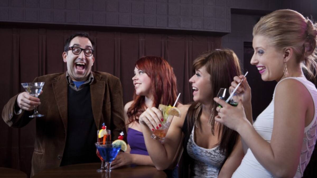 “Aquí hay tema, pero vamos”: Los hombres interpretan mal las señales