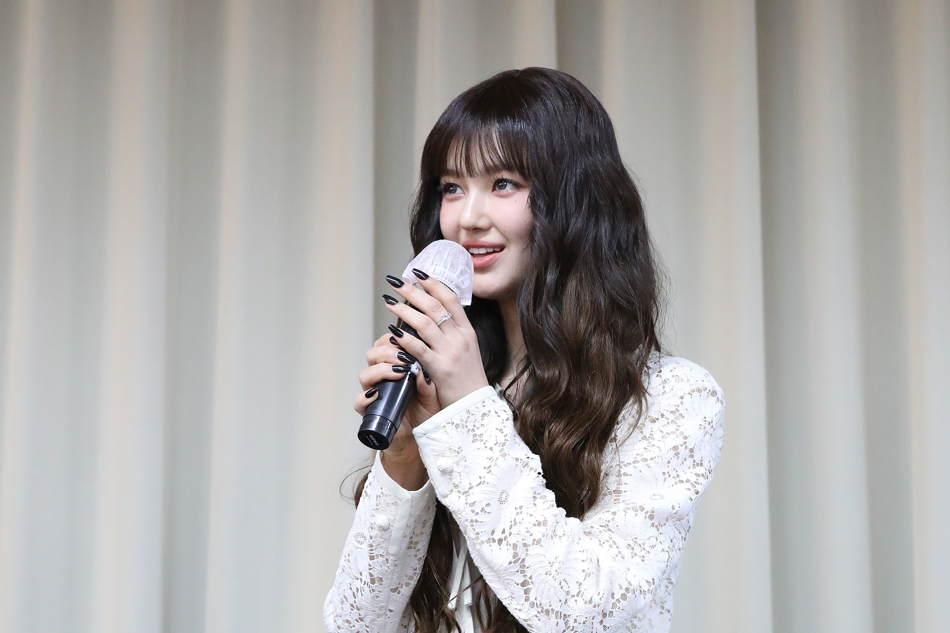 Danielle de NewJeans el 28 de noviembre 2024 en Seul, Corea del Sur.