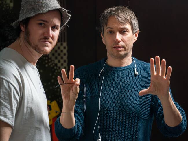 Drew Daniels y Sean Baker trabajando en 'Anora'. / Universal Pictures