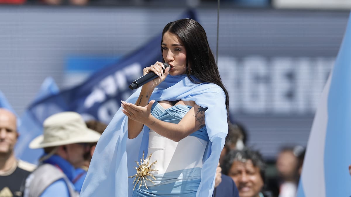 María Becerra se pronuncia ante lo que algunos consideran una campaña de difamación contra Argentina: “Un país que ha abierto las puertas al mundo entero”