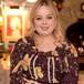 NICOLA COUGHLAN (THE BRIDGERTON): DE LAS BROMAS SOBRE ED SHEERAN A LA PELUCA CON CACHÉ DE SU PERSONAJE