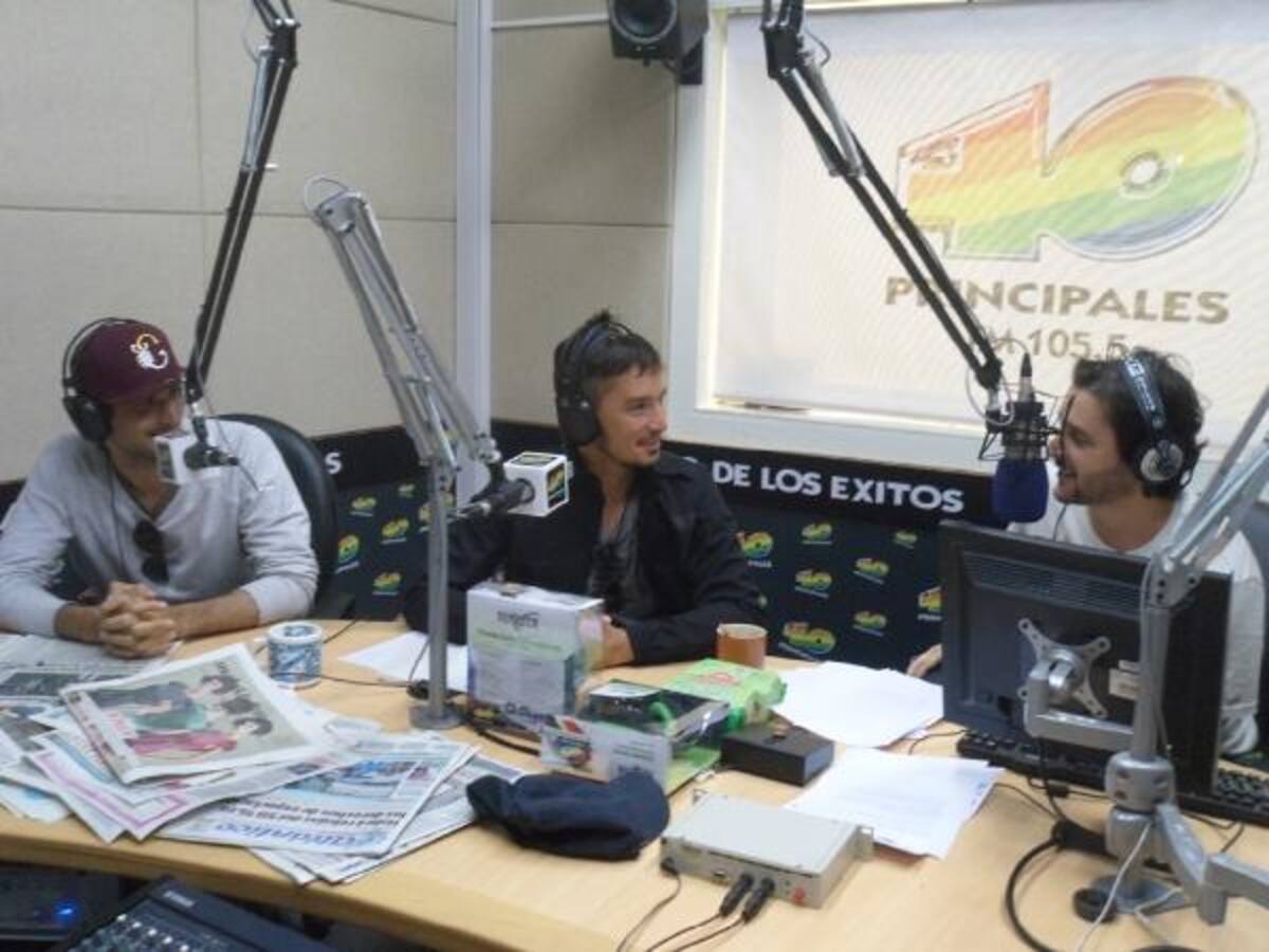 Illya Kuriaky and The Valderramas en Guatsap.