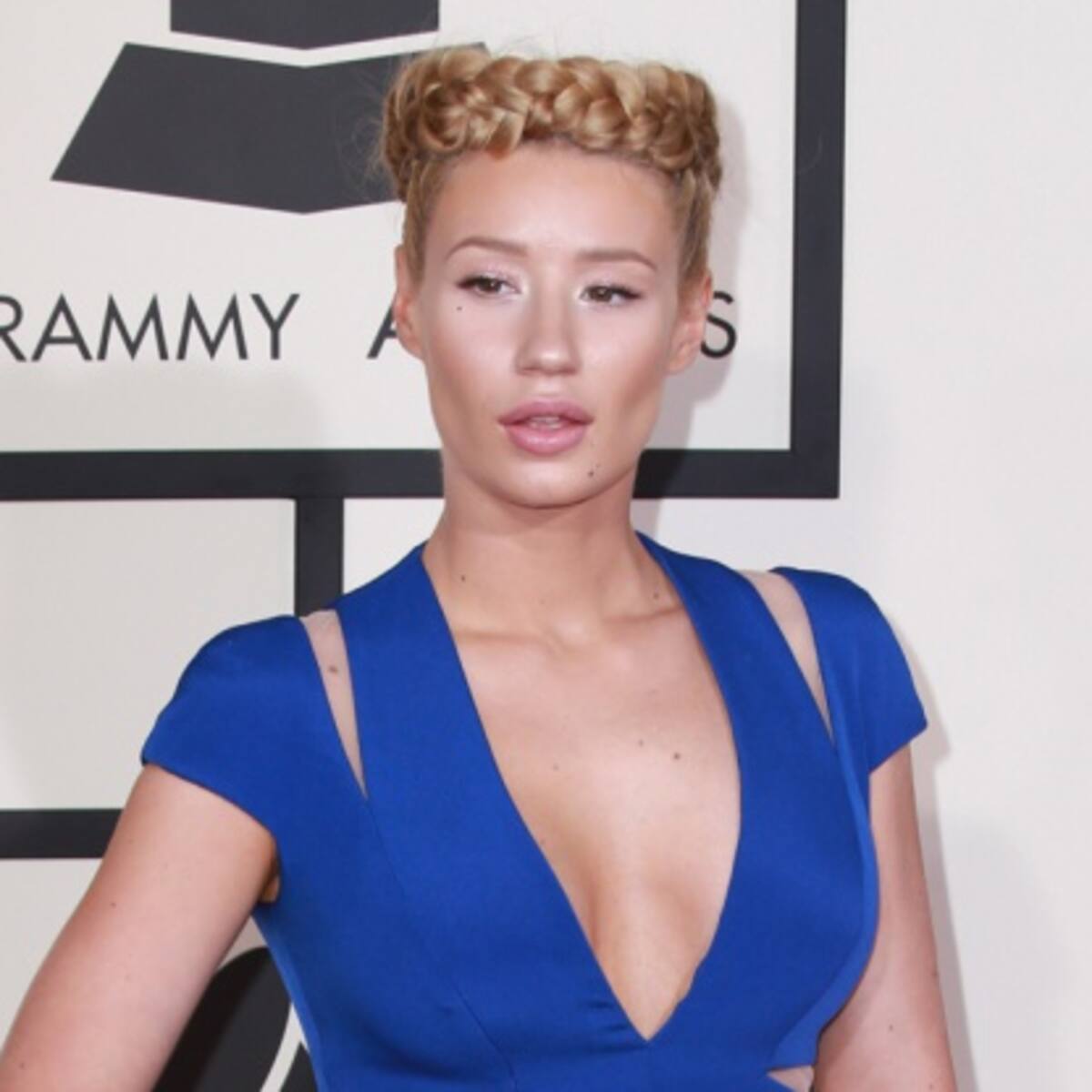 Los amigos de Iggy Azalea no se dieron cuenta de su aumento de pecho