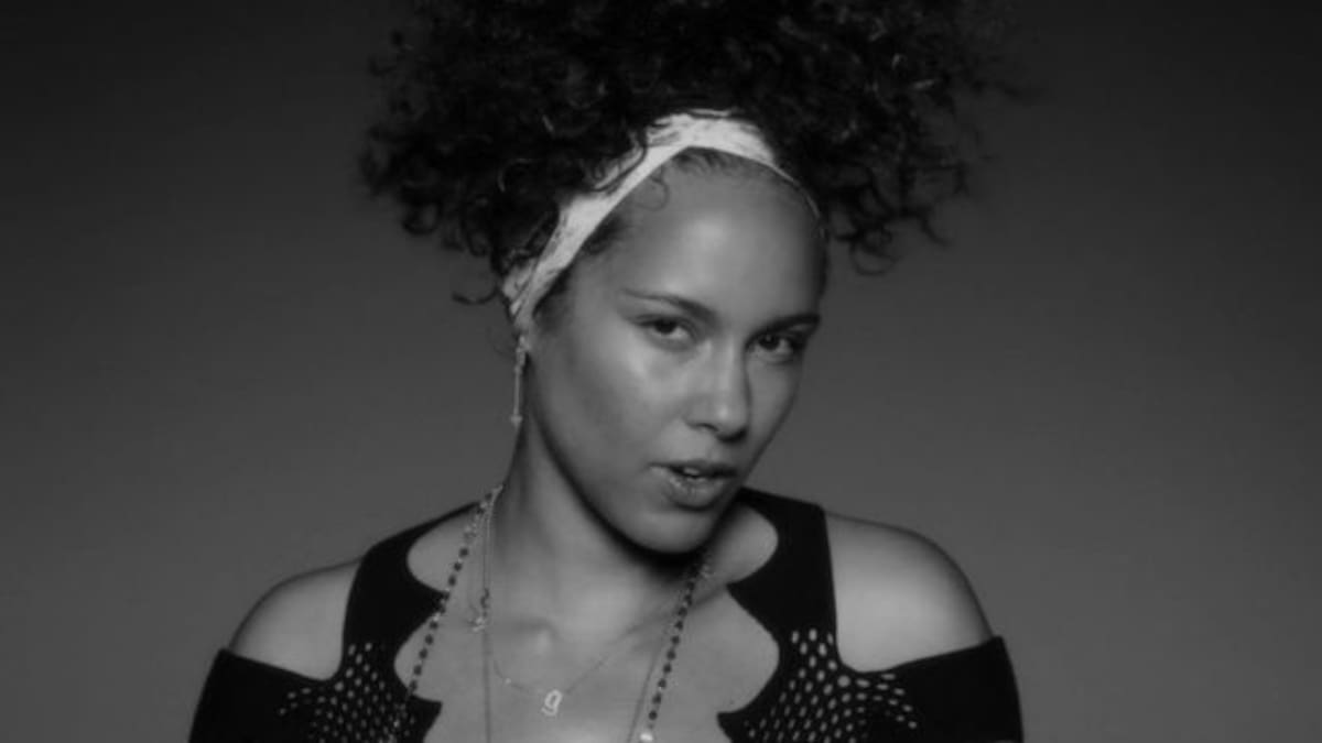 Alicia Keys asegura que nunca más se va a maquillar, ¿qué está pasando?