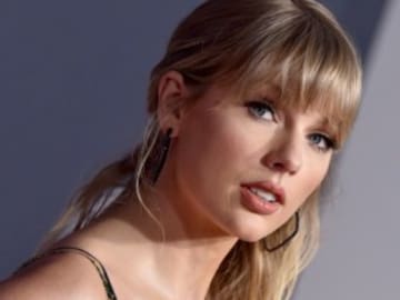 Taylor Swift lanza Carolina, la canción para la banda sonora de La chica salvaje
