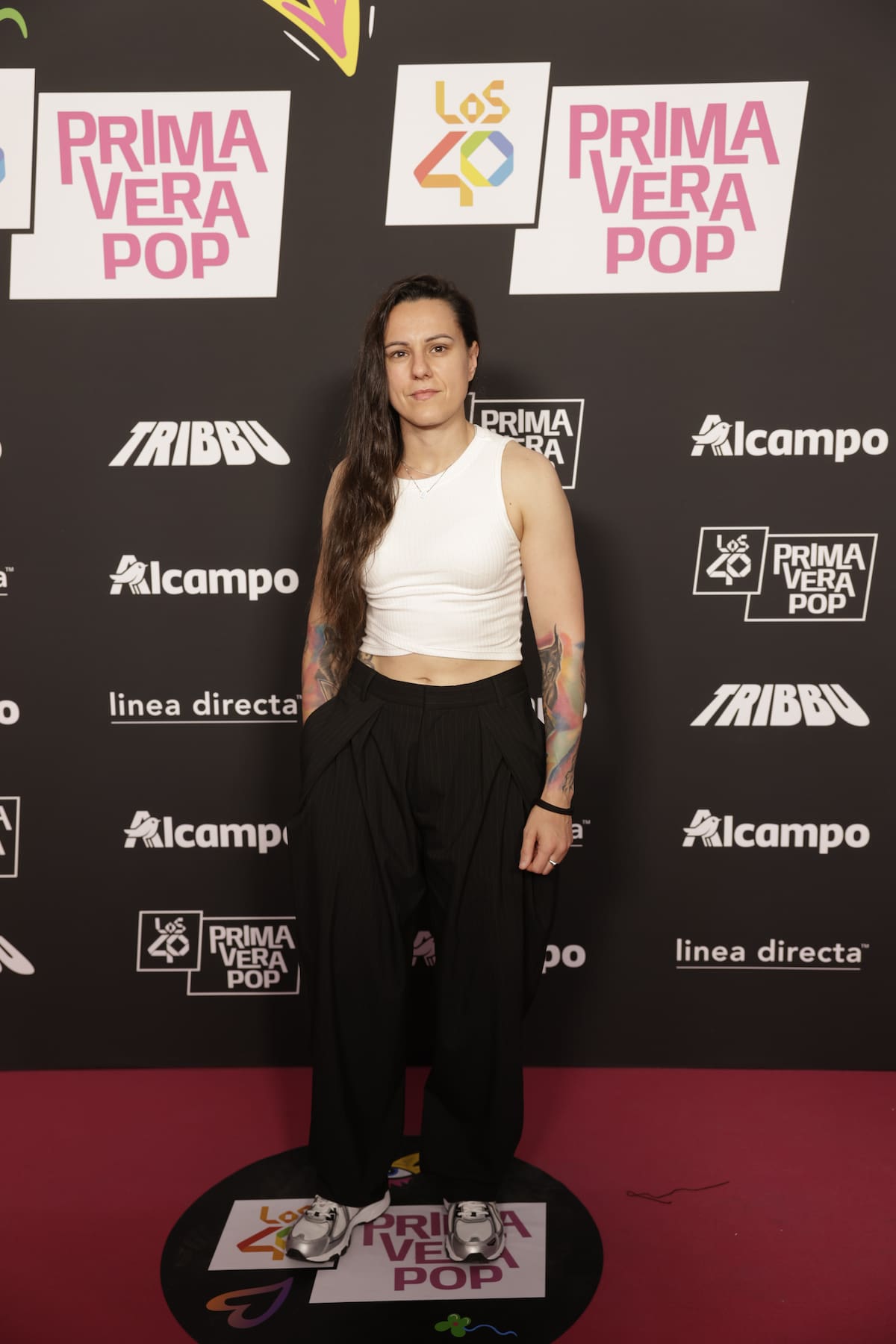 Joana Pastrana, la campeona del mundo de boxeo, se ha pasado por la alfombra de LOS40 Primavera Pop 2026 con un look muy sport.