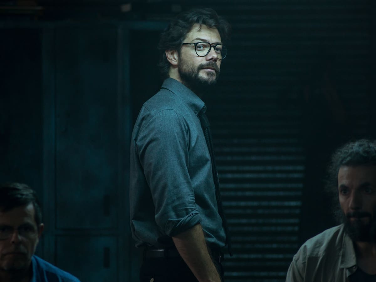 Álvaro Morte, a lo Robert Downey Jr. para… ¿anunciar una serie de 'La Casa de Papel' basada en El Profesor?