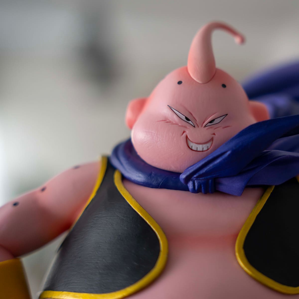 La figura de Majin Buu que pondrá a prueba tu estantería