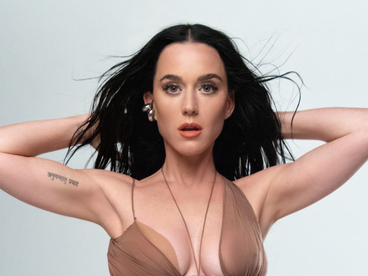Así suena 'Watch It Burn', la nueva canción de Katy Perry