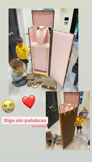 Georgina Rodríguez, emocionada con el regalo que le ha hecho Cristiano Ronaldo.