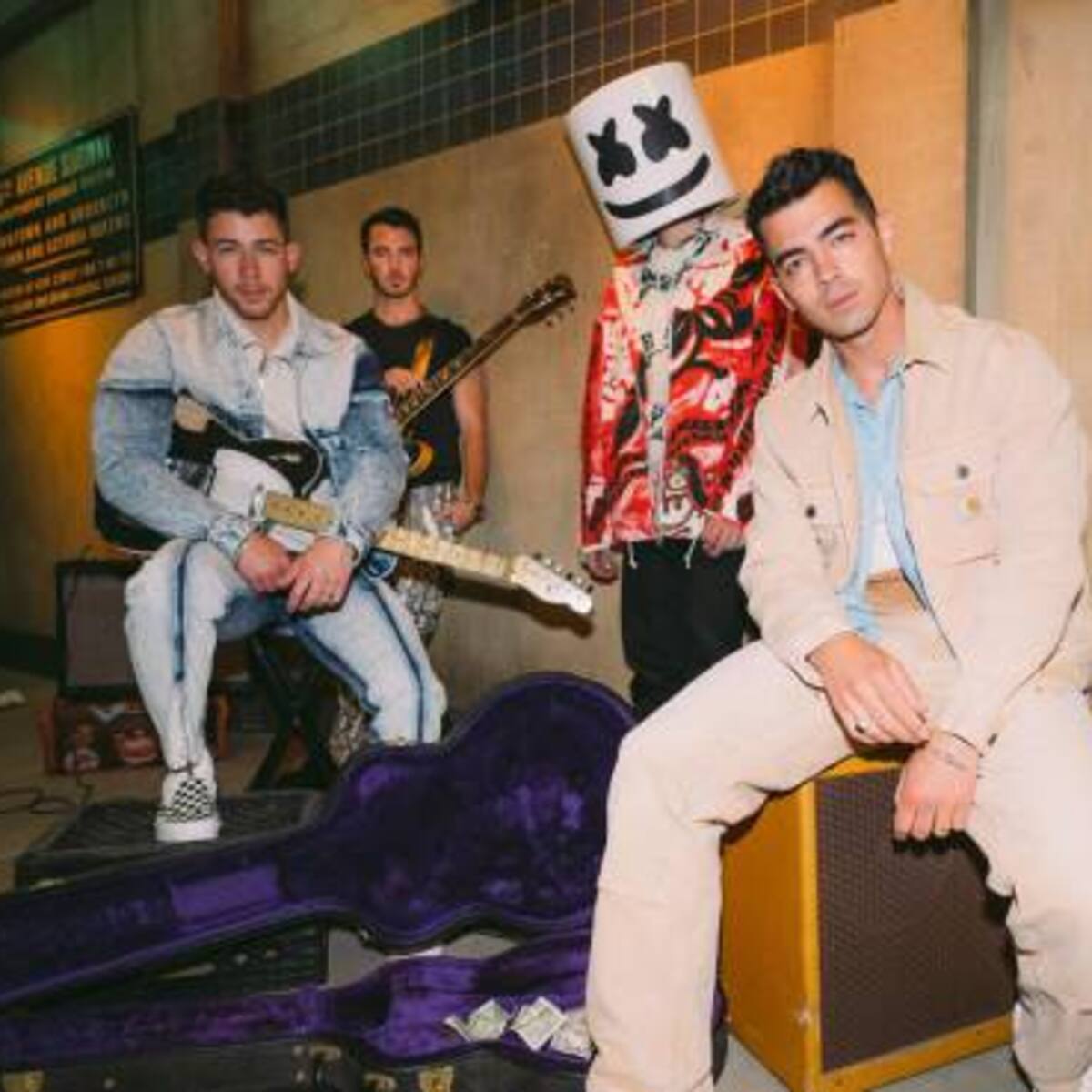 Marshmello y Jonas Brothers se unen en ‘Leave Before You Love Me’