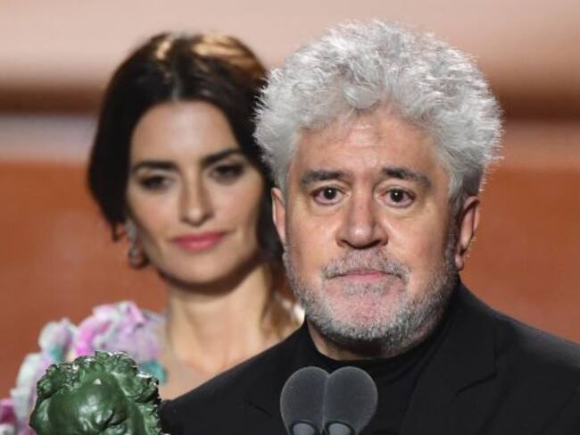Pedro Almodóvar recoge el Goya a mejor director y mejor película por 'Dolor y Gloria'