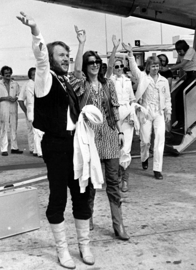 ABBA, llegando al aeropuerto de Melburne en 1977