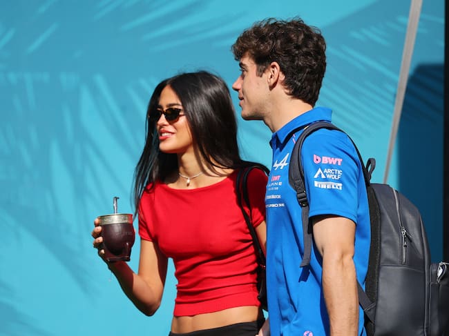 Franco Colapinto y Maia Reficco en F1 Grand Prix de Miami