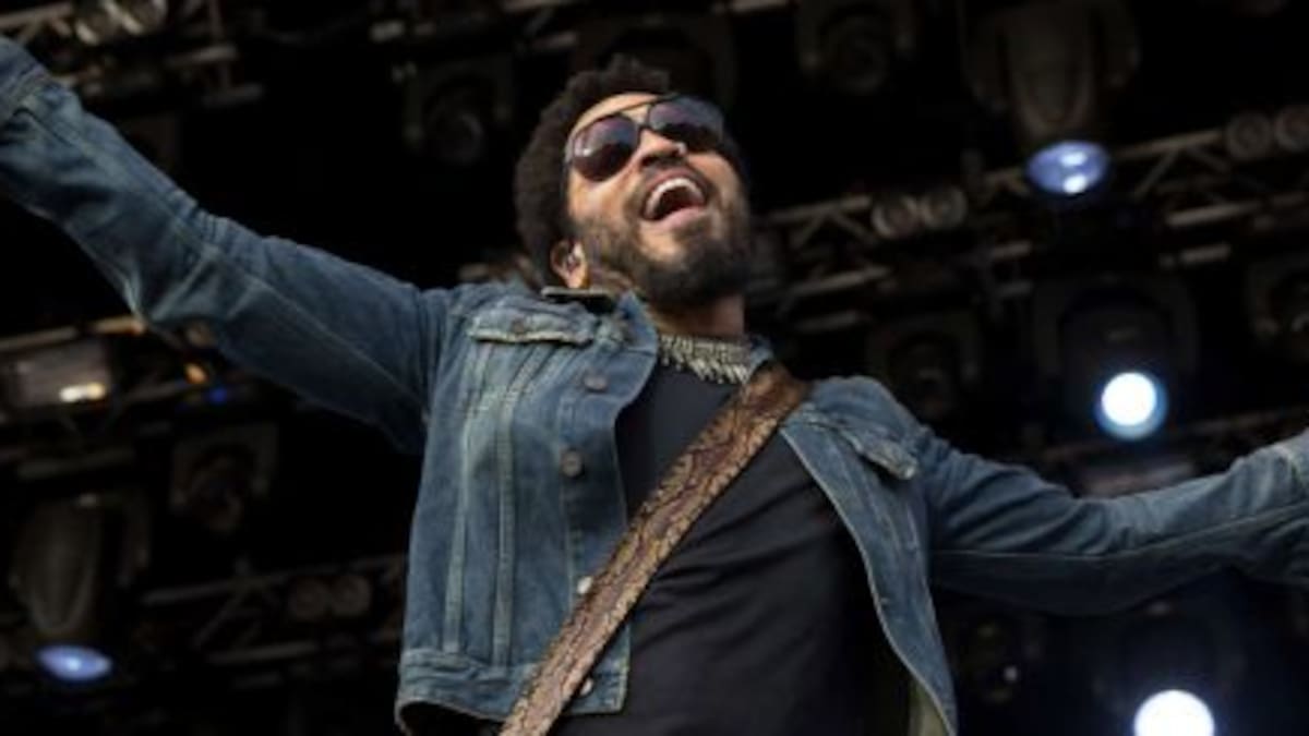 A Lenny Kravitz se le escapó algo en pleno show