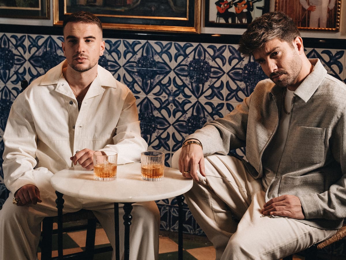 Pablo Alborán se une a Antony Z en 'Besos dorados' para rendir homenaje a la Granada más rural