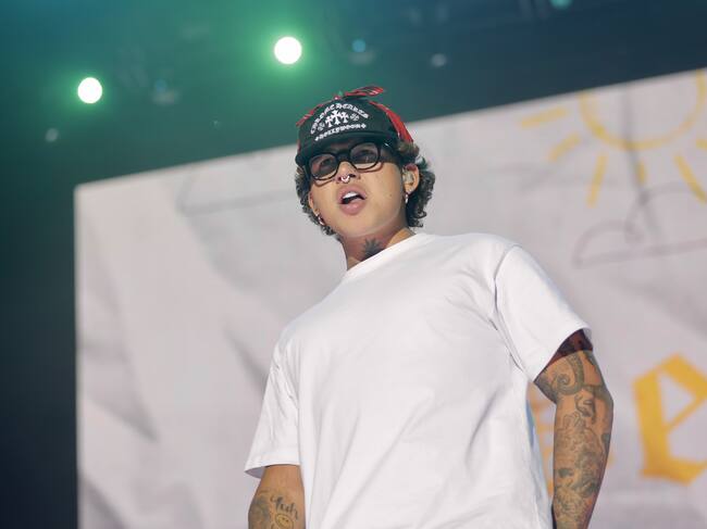 Beéle tampoco ha podido elegir un solo tema y ha hecho un medley de 'Mi refe', 'Frente al mar' y 'Sobelove'. Conexión Colombia.