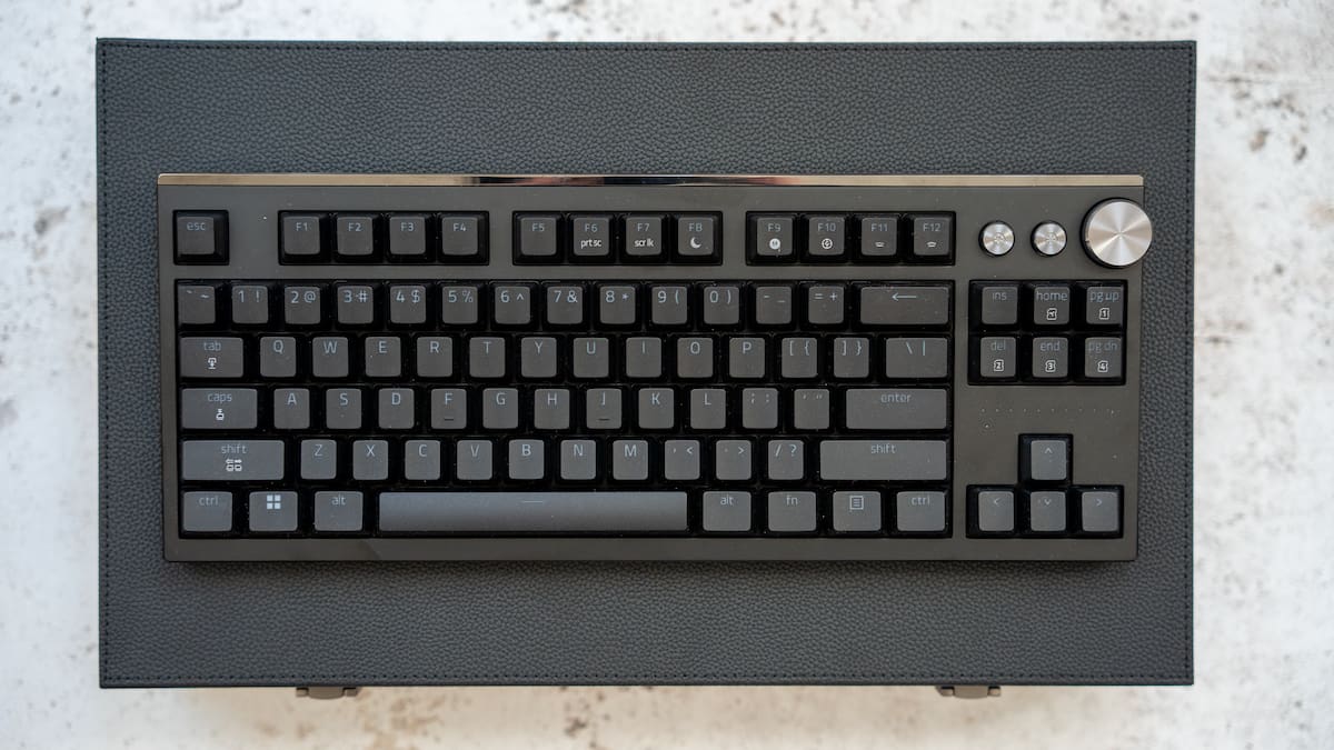 Razer Huntsman Signature Edition: Cuando el “premium” se queda corto y empieza el lujo