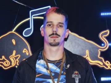 Skone se pone la capa y espada para Chuty y gana la Final Nacional Red Bull Batalla de los Gallos 2020