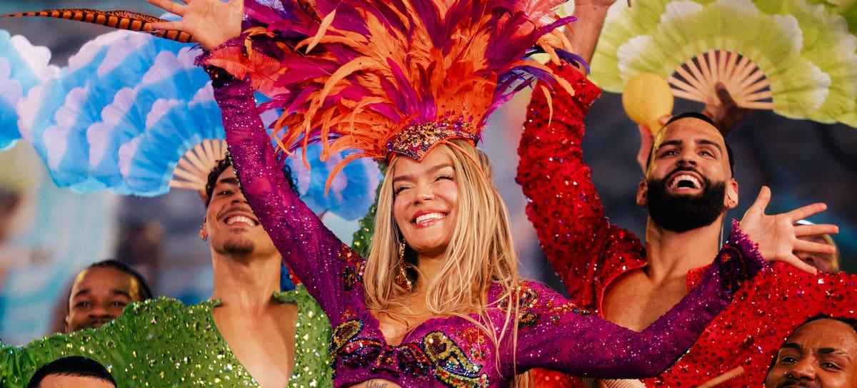 Karol G durante las primeras fechas de su Tropicoqueta Tour (julio de 2026) en el Soldier Field de Chicago, Estados Unidos